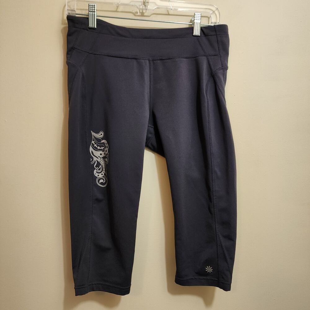 Athleta gray capri leggings with reflective tribal print woman's size‎ XS